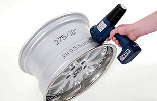 汽車配件噴碼標(biāo)識——EBS手持噴碼機(jī)在輪轂（鋼圈）上標(biāo)識應(yīng)用