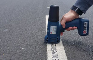 超長待機，便攜式工業噴碼機典范——德國EBS-250手持噴碼機